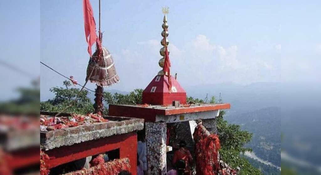 Champawat: श्रद्धालुओं की सुरक्षा हेतु रात्रि 06 बजे से प्रातः 06 बजे तक पूर्णागिरि मार्ग बंद