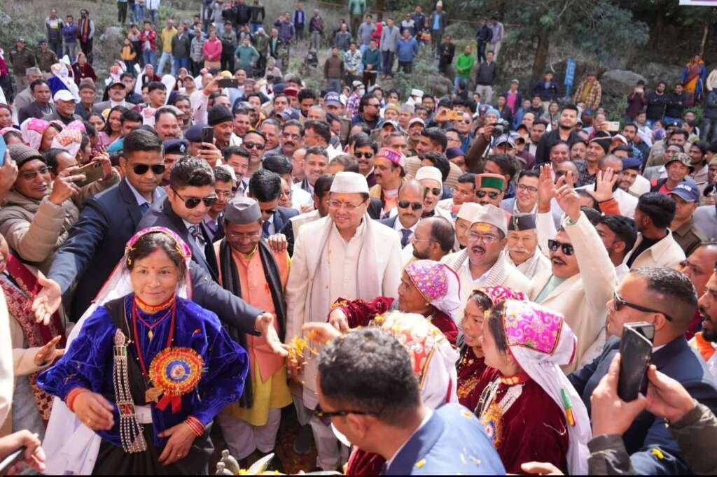 जनजाति समुदाय के जीवन स्तर को बेहतर बनाने के लिए राज्य सरकार प्रतिबद्ध-मुख्यमंत्री