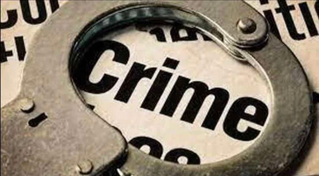 हल्द्वानी के तिकोनिया चौराहे पर चेकिंग के दौरान महिला एसआई को वाहन से कुचलने की कोशिश का मामला सामने आया।