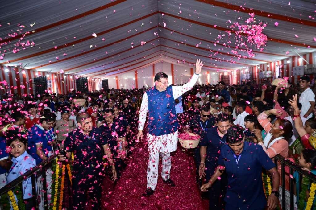 धामी सरकार के 5 साल पूरे होने पर राज्यपाल और मुख्यमंत्री ने किया सेवा पखवाड़ा का शुभारंभ