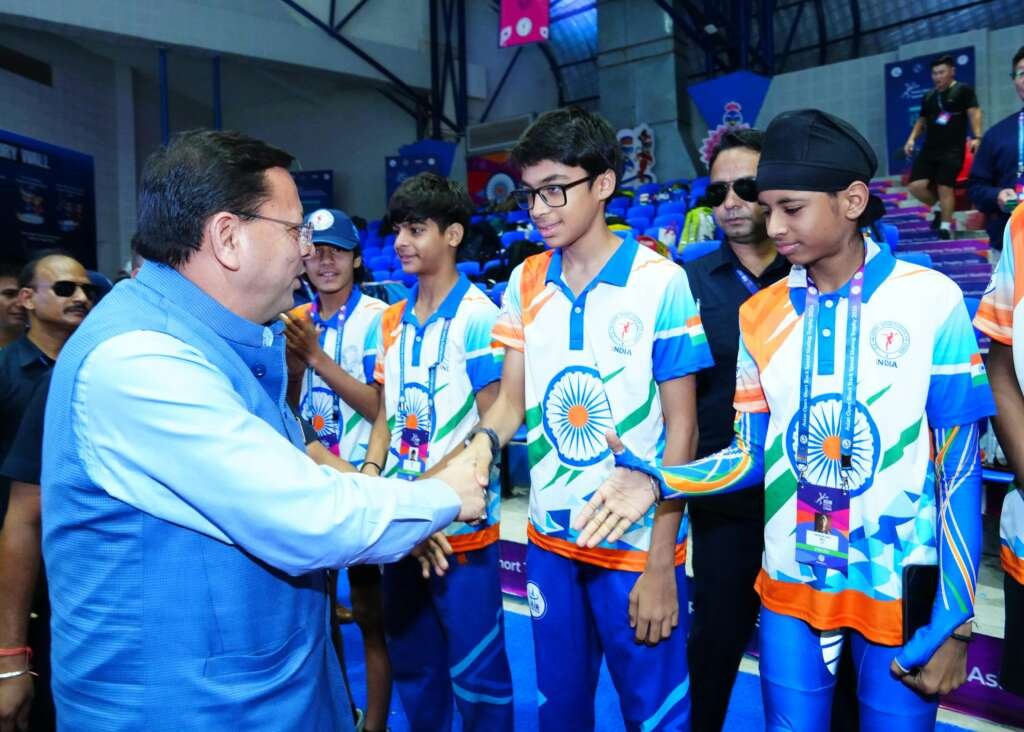 मुख्यमंत्री पुष्कर सिंह धामी एशियन ओपन शॉर्ट ट्रैक स्पीड स्केटिंग ट्रॉफी के शुभारंभ कार्यक्रम में