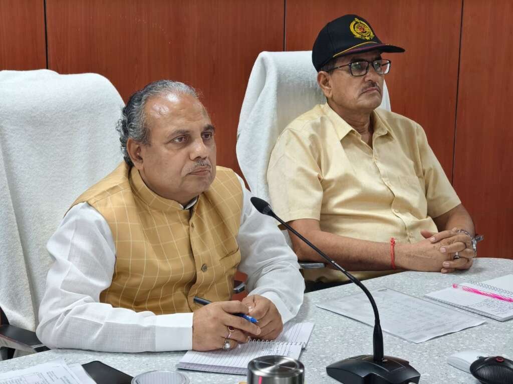 उत्तराखंड में ग्लेशियर झीलों की निगरानी के लिए प्रस्तावित अर्ली वार्निंग सिस्टम