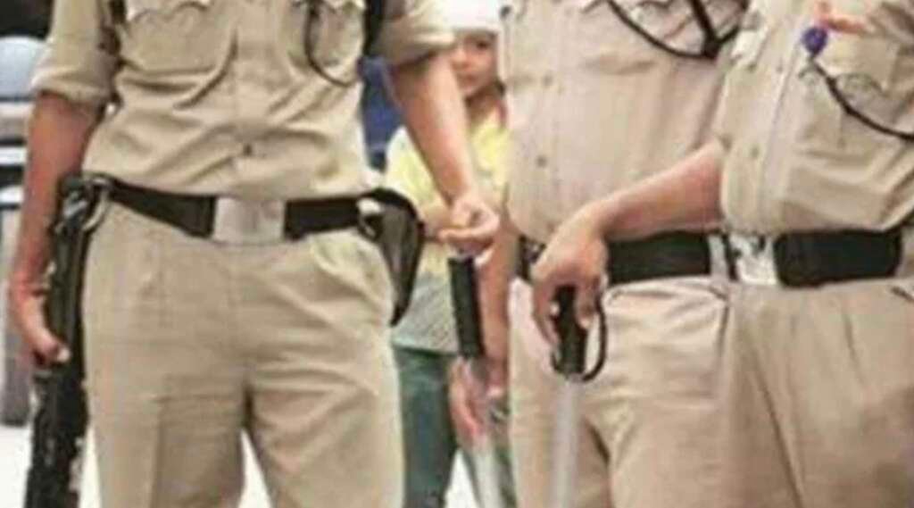 SSC CPO भर्ती के लिए पुलिसकर्मियों की सामूहिक तस्वीर