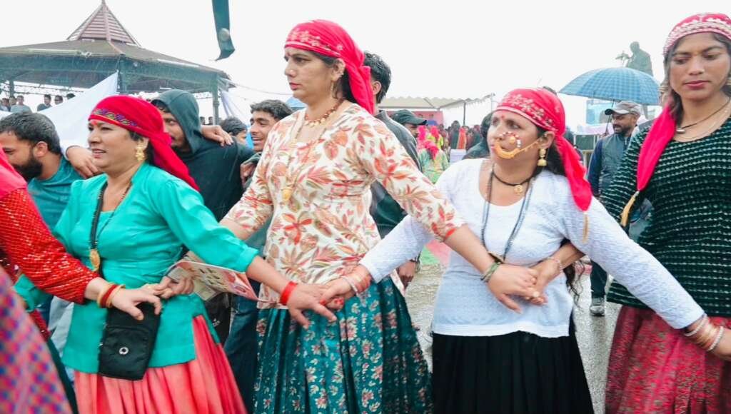 मसूरी शरदोत्सव-2026 में सांस्कृतिक कार्यक्रम की प्रस्तुति