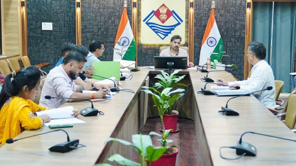 देहरादून में बुक्सा जनजाति के गांवों को सरकारी योजनाओं से जोड़ने और मूलभूत सुविधाएं विकसित करने की पहल