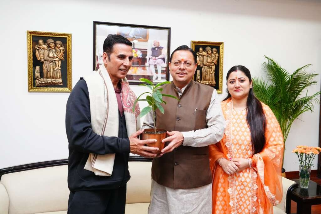 मुख्यमंत्री पुष्कर सिंह धामी से मुख्यमंत्री आवास में बॉलीवुड अभिनेता अक्षय कुमार की शिष्टाचार भेंट