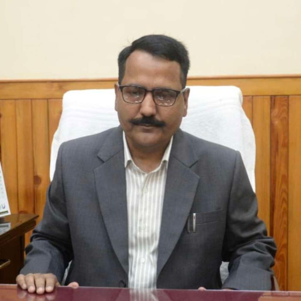 नैनीताल जिलाधिकारी ललित मोहन रयाल