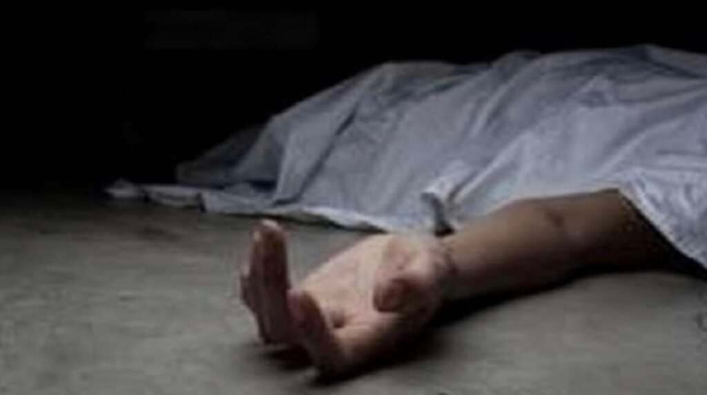 भीमताल के मेहरागांव में पहाड़ी से मलबा गिरने से हुए हादसे का घटनास्थल